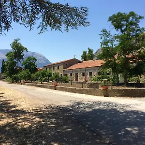 Feudo Galefona Alloggio per agriturismo Gratteri